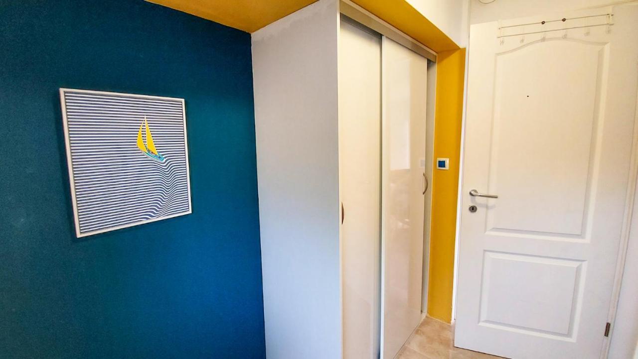 Holiday Home - Beach House 'Amarella' Turanj Ngoại thất bức ảnh